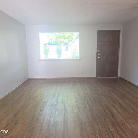Tiny photo for 632 SW Sunwood Way, Grants Pass, OR 97526 (MLS # 220226965)
