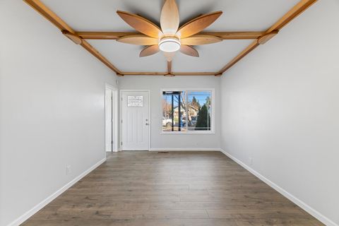 Tiny photo for 512 King Street, Medford, OR 97501 (MLS # 220214961)