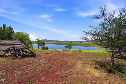 Tiny photo for 24624 Schaupp Road, Klamath Falls, OR 97603 (MLS # 220224332)