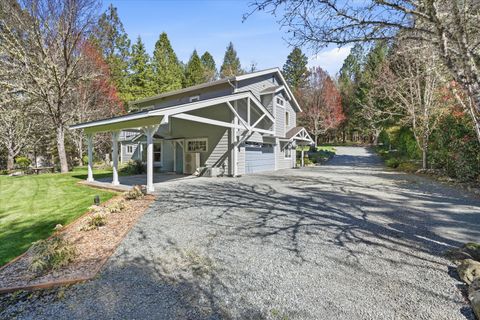 Tiny photo for 916 Ferry Road, Grants Pass, OR 97526 (MLS # 220217627)