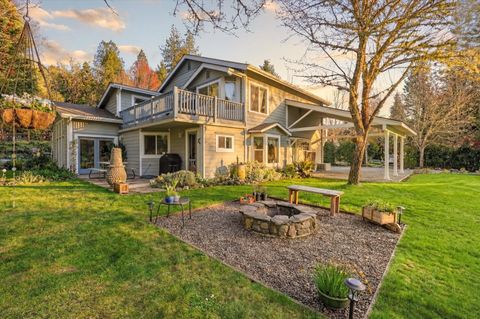 Tiny photo for 916 Ferry Road, Grants Pass, OR 97526 (MLS # 220217627)