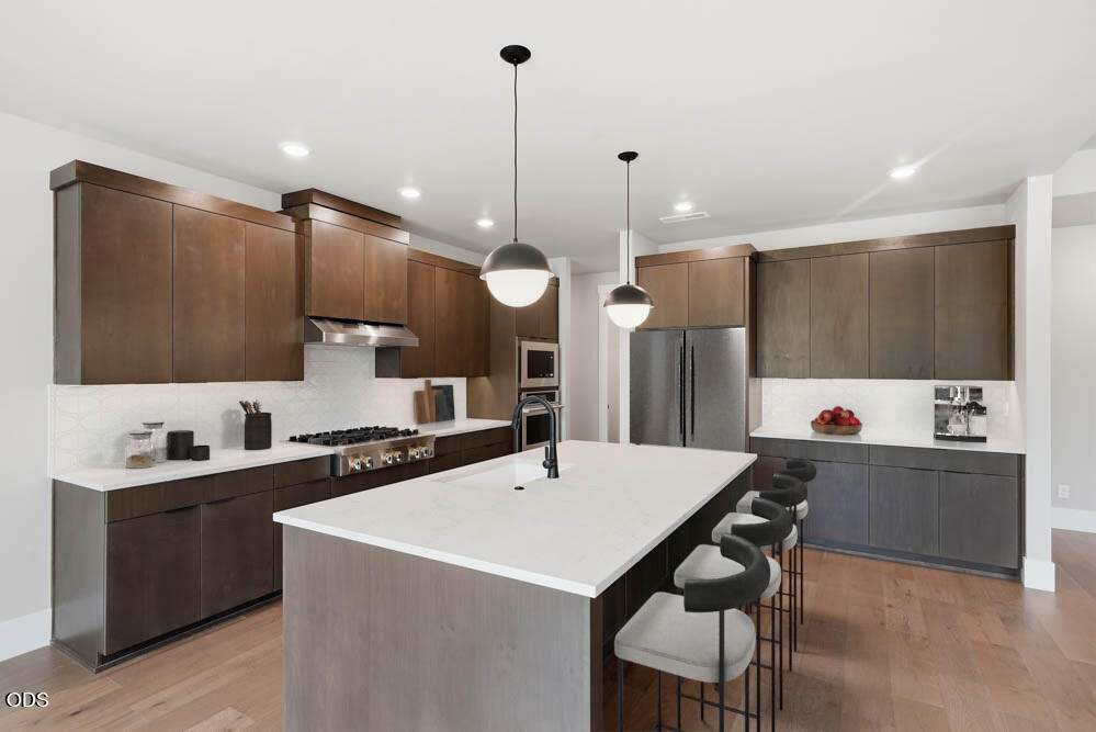 1313 NW Ochoa Drive
