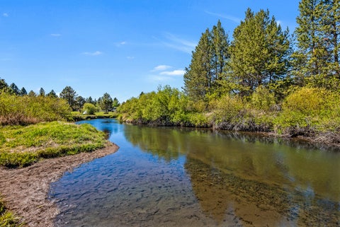 Tiny photo for 53730 Otter Drive, La Pine, OR 97739 (MLS # 220222111)