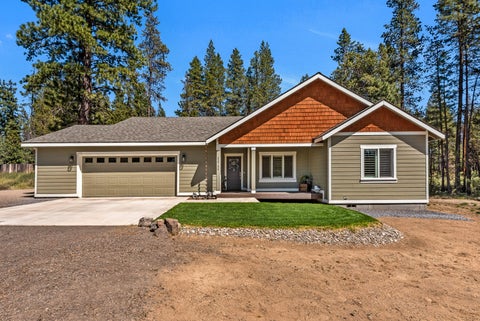 Photo of 53730 Otter Drive, La Pine, OR 97739 (MLS # 220222111)