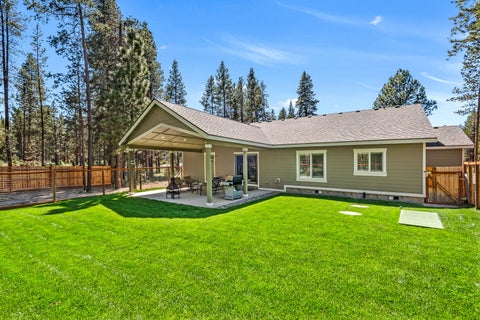 Tiny photo for 53730 Otter Drive, La Pine, OR 97739 (MLS # 220222111)