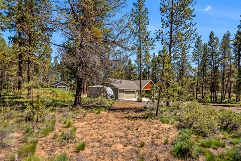 Tiny photo for 53730 Otter Drive, La Pine, OR 97739 (MLS # 220222111)
