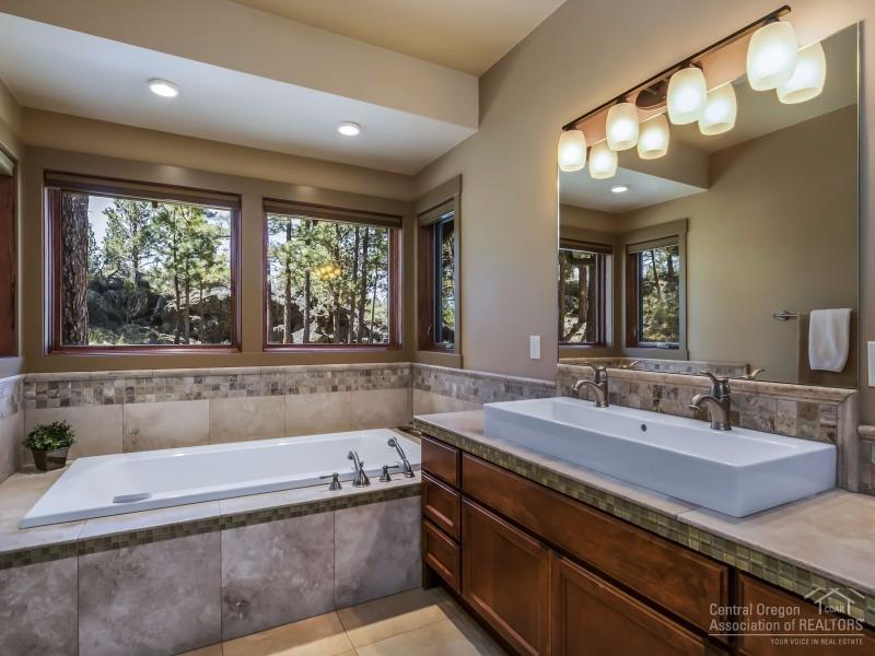 ThreeB - Residential