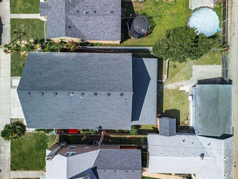 Tiny photo for 842 W 14th Street, Medford, OR 97501 (MLS # 220219470)