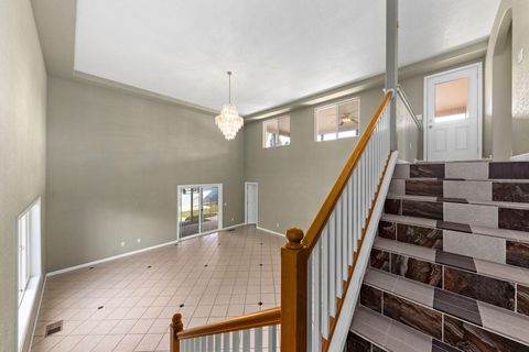 Tiny photo for 842 W 14th Street, Medford, OR 97501 (MLS # 220219470)