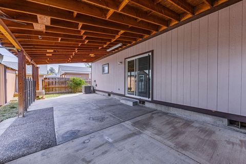Tiny photo for 842 W 14th Street, Medford, OR 97501 (MLS # 220219470)