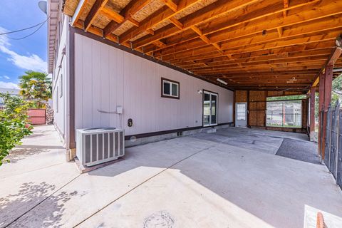 Tiny photo for 842 W 14th Street, Medford, OR 97501 (MLS # 220219470)