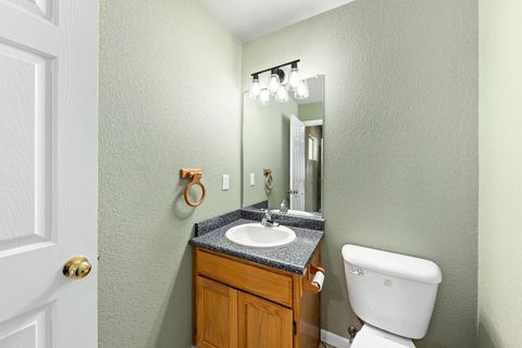 Tiny photo for 842 W 14th Street, Medford, OR 97501 (MLS # 220219470)