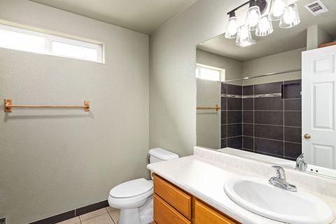 Tiny photo for 842 W 14th Street, Medford, OR 97501 (MLS # 220219470)
