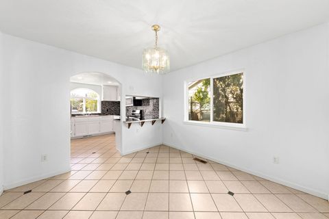 Tiny photo for 842 W 14th Street, Medford, OR 97501 (MLS # 220219470)