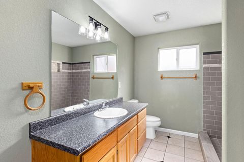 Tiny photo for 842 W 14th Street, Medford, OR 97501 (MLS # 220219470)