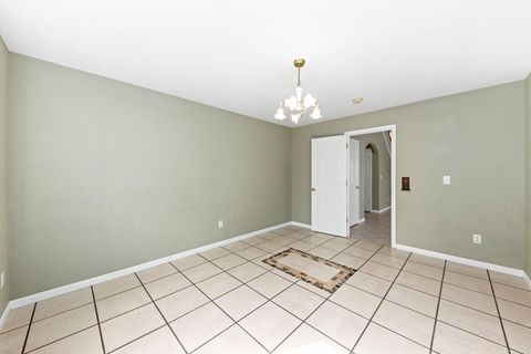 Tiny photo for 842 W 14th Street, Medford, OR 97501 (MLS # 220219470)