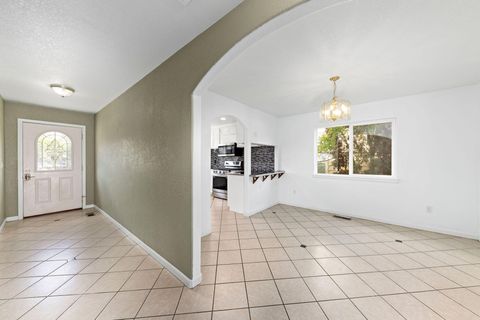 Tiny photo for 842 W 14th Street, Medford, OR 97501 (MLS # 220219470)