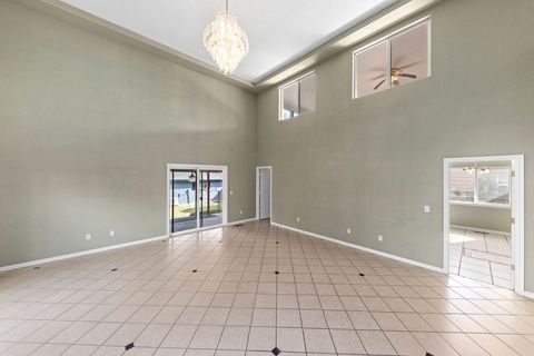 Tiny photo for 842 W 14th Street, Medford, OR 97501 (MLS # 220219470)