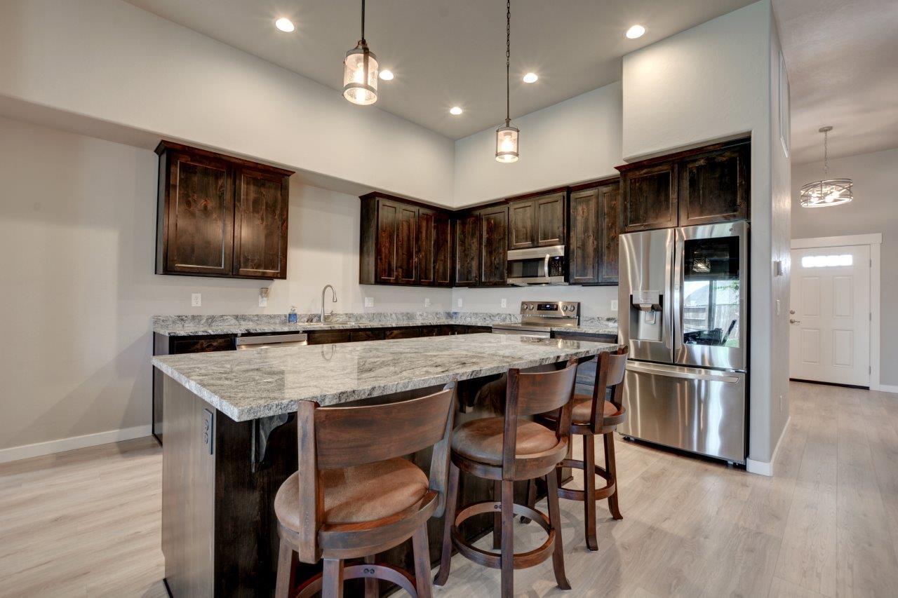 Mt Pitt Meadows - Residential