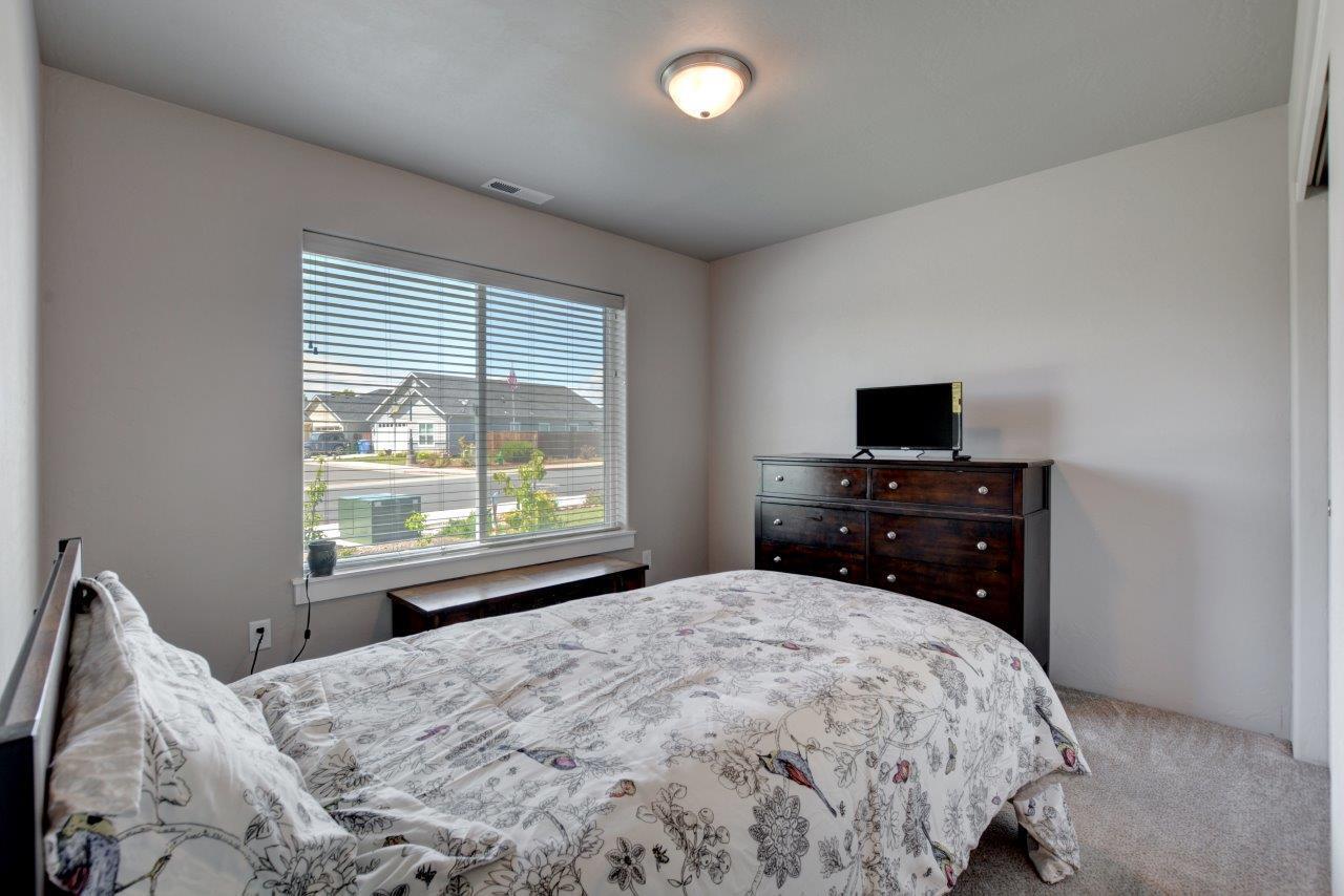 Mt Pitt Meadows - Residential