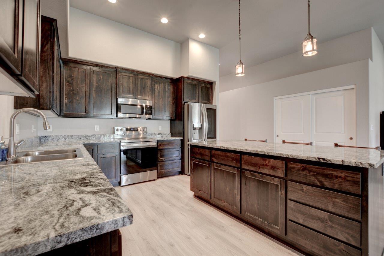 Mt Pitt Meadows - Residential