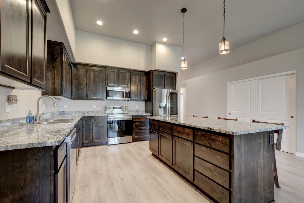 Mt Pitt Meadows - Residential