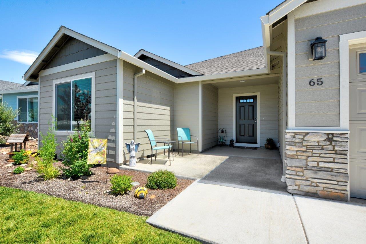 Mt Pitt Meadows - Residential