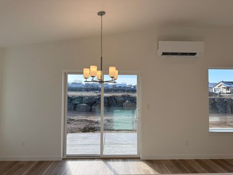 Tiny photo for 251 SE Peppermint Loop #6, Culver, OR 97734 (MLS # 220219302)