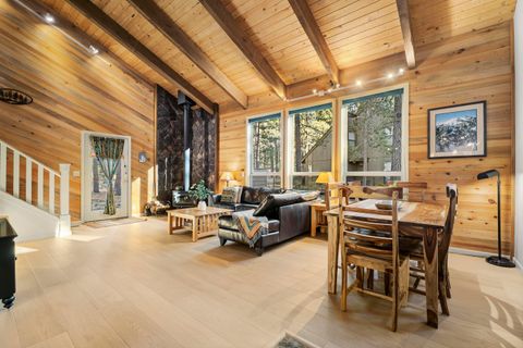 Tiny photo for 57532 Tamarack Lane #10, Sunriver, OR 97707 (MLS # 220214856)