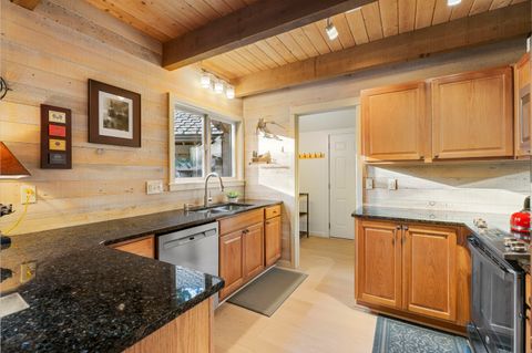 Tiny photo for 57532 Tamarack Lane #10, Sunriver, OR 97707 (MLS # 220214856)