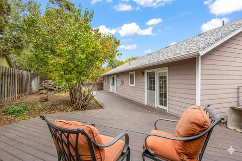 Tiny photo for 2987 NE Oakley Court, Bend, OR 97701 (MLS # 220210762)