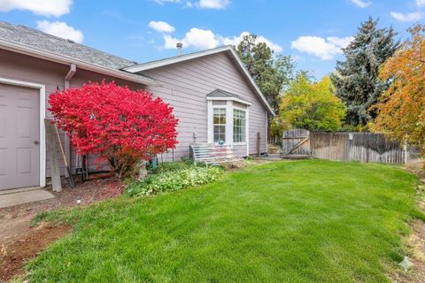 Tiny photo for 2987 NE Oakley Court, Bend, OR 97701 (MLS # 220210762)