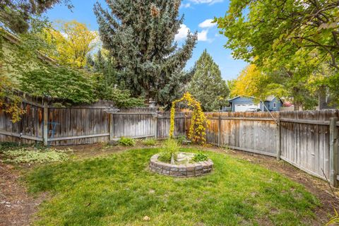 Tiny photo for 2987 NE Oakley Court, Bend, OR 97701 (MLS # 220210762)