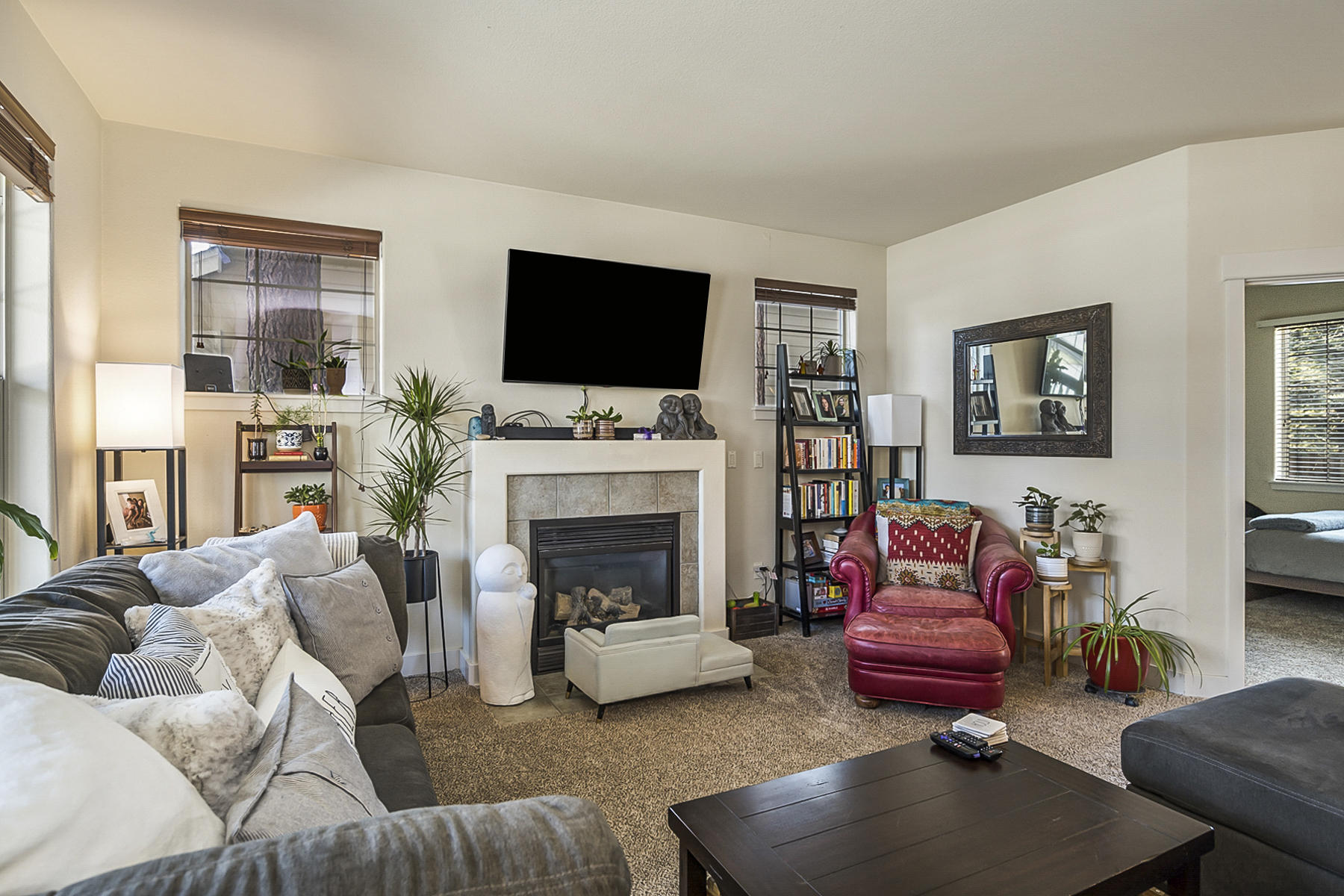 Skyliner Summit - Residential