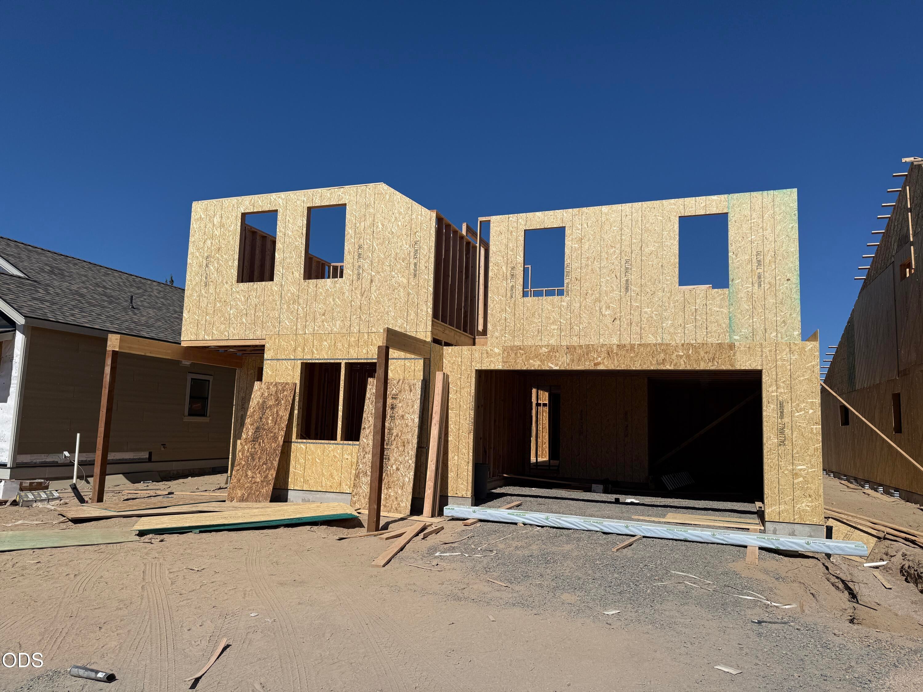 3078 NW Celilo Lane