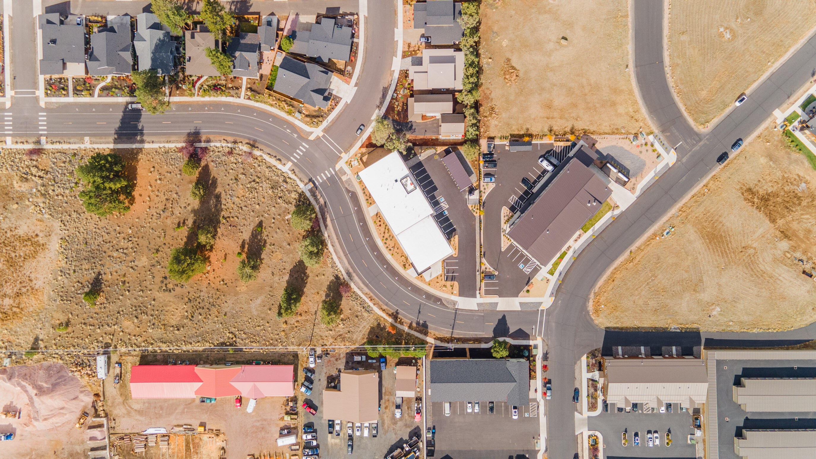 Three Sisters Bus Pk - Commercial Sale