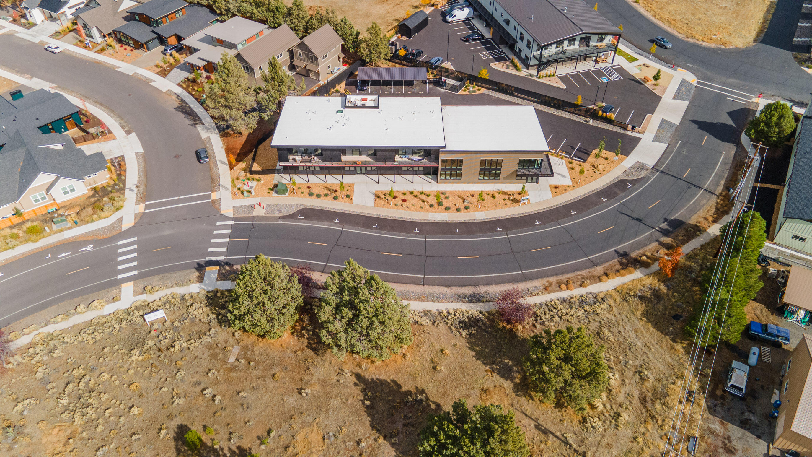 Three Sisters Bus Pk - Commercial Sale