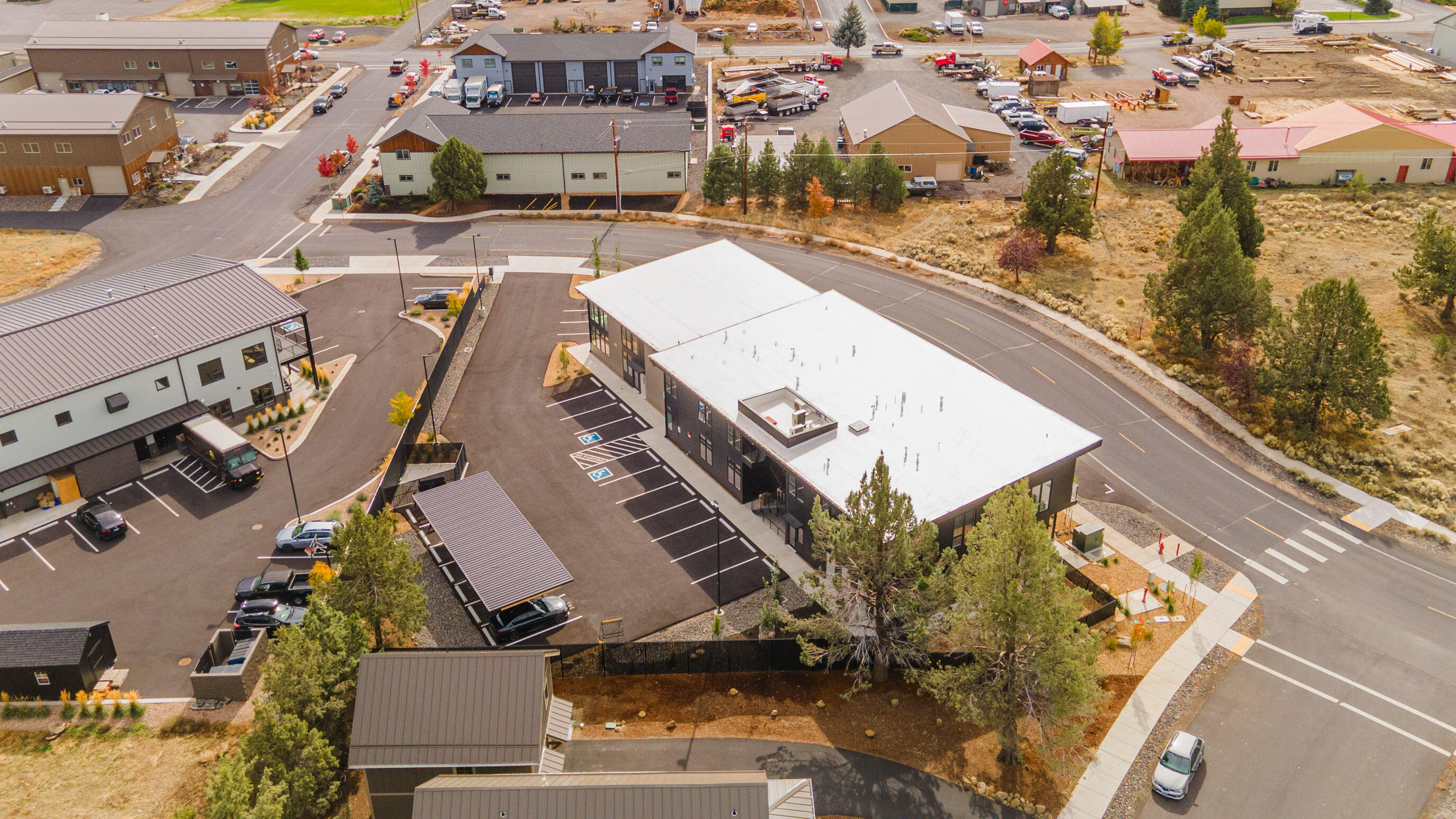 Three Sisters Bus Pk - Commercial Sale