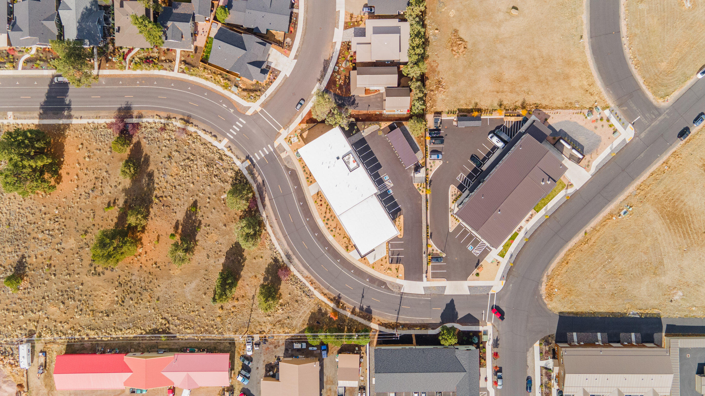 Three Sisters Bus Pk - Commercial Sale