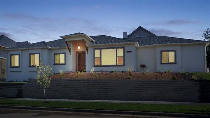 New home just completed in desirable East Medford's Vista Pointe. The home features nine foot ceilings throughout and eleven foot in the living room. Granite counters throughout. Master bath includes a soaking tub and separate double head shower. Hardwood floors in the entry, dining,great room,and kitchen. Tile in the baths and laundry rooms. Office could be 4th bedroom. Gas on demand hot water. Stucco exterior. Garage is extra wide which will leave plenty of space for a work shop area or additional parking space for bikes etc. See why Whittle Construction Inc was Jackson County Builder of the year in 2012. Whittle Construction Inc CCB 153912.