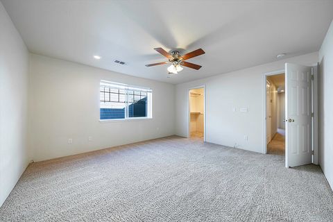 Tiny photo for 3350 Edgewater Drive, Medford, OR 97504 (MLS # 220217809)