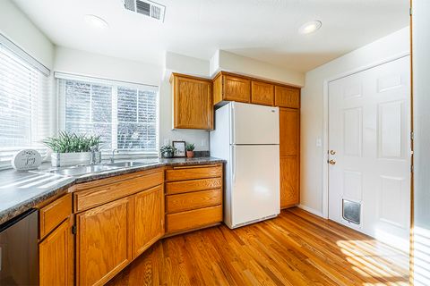 Tiny photo for 3350 Edgewater Drive, Medford, OR 97504 (MLS # 220217809)