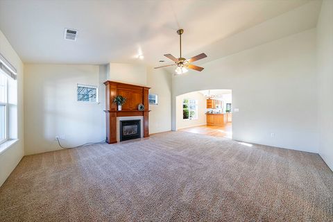 Tiny photo for 3350 Edgewater Drive, Medford, OR 97504 (MLS # 220217809)
