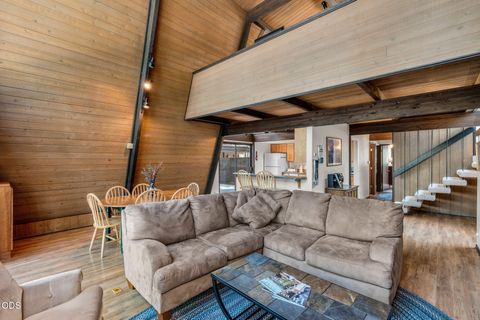 Tiny photo for 57165 Mink Lane, Sunriver, OR 97707 (MLS # 220224425)