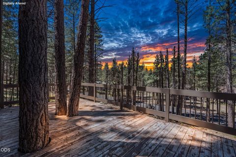 Tiny photo for 57165 Mink Lane, Sunriver, OR 97707 (MLS # 220224425)