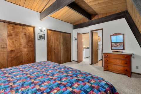 Tiny photo for 57165 Mink Lane, Sunriver, OR 97707 (MLS # 220224425)