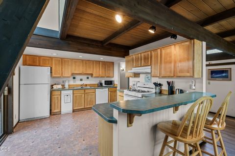 Tiny photo for 57165 Mink Lane, Sunriver, OR 97707 (MLS # 220224425)
