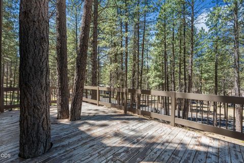 Tiny photo for 57165 Mink Lane, Sunriver, OR 97707 (MLS # 220224425)
