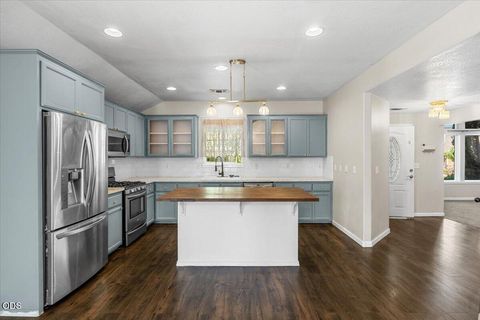 Tiny photo for 17 Meadowfield Circle, Eagle Point, OR 97524 (MLS # 220223542)