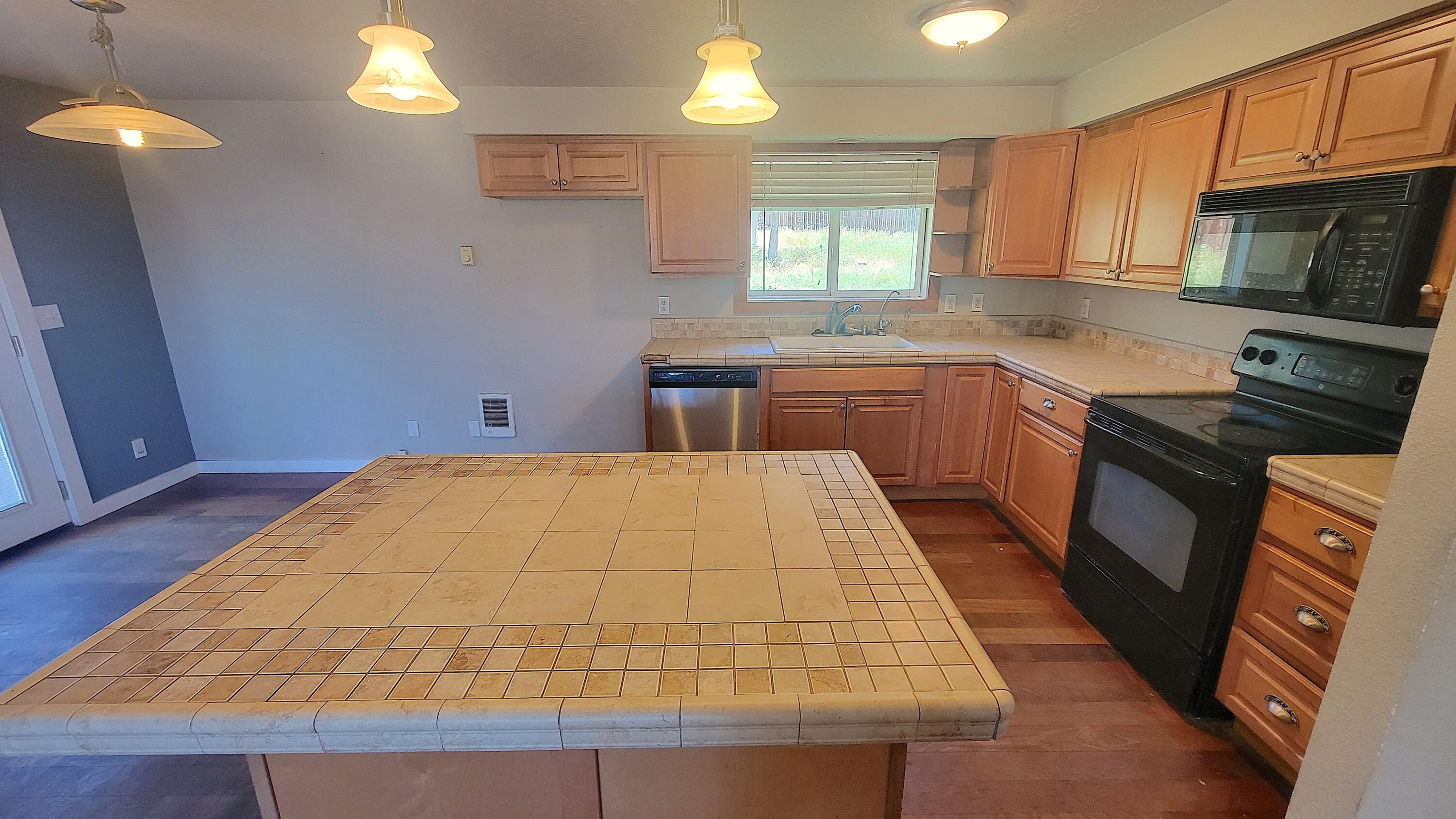 Golden Horseshoe - Residential